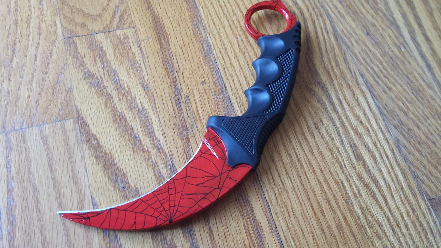karambit crimson web wallpaper